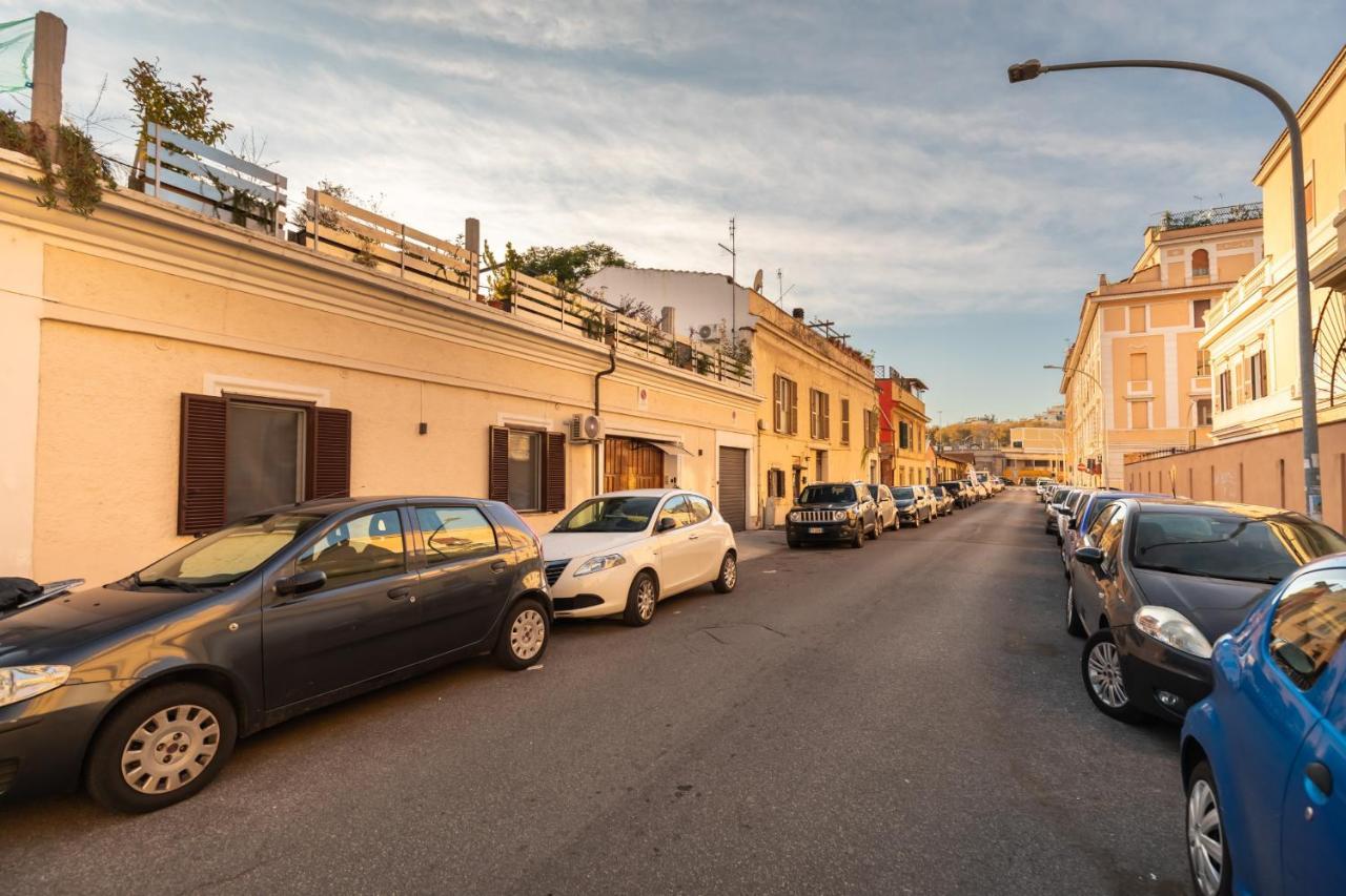 Bright And Comfy Terraced Apartment In Trastevere Rzym Zewnętrze zdjęcie